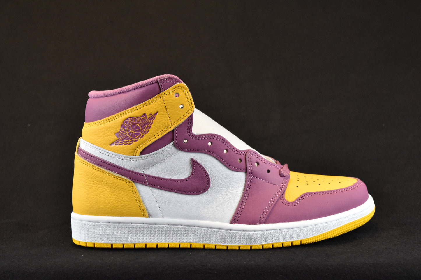 AIR JORDAN 1 RETRO HIGH OG BROTHERHOOD