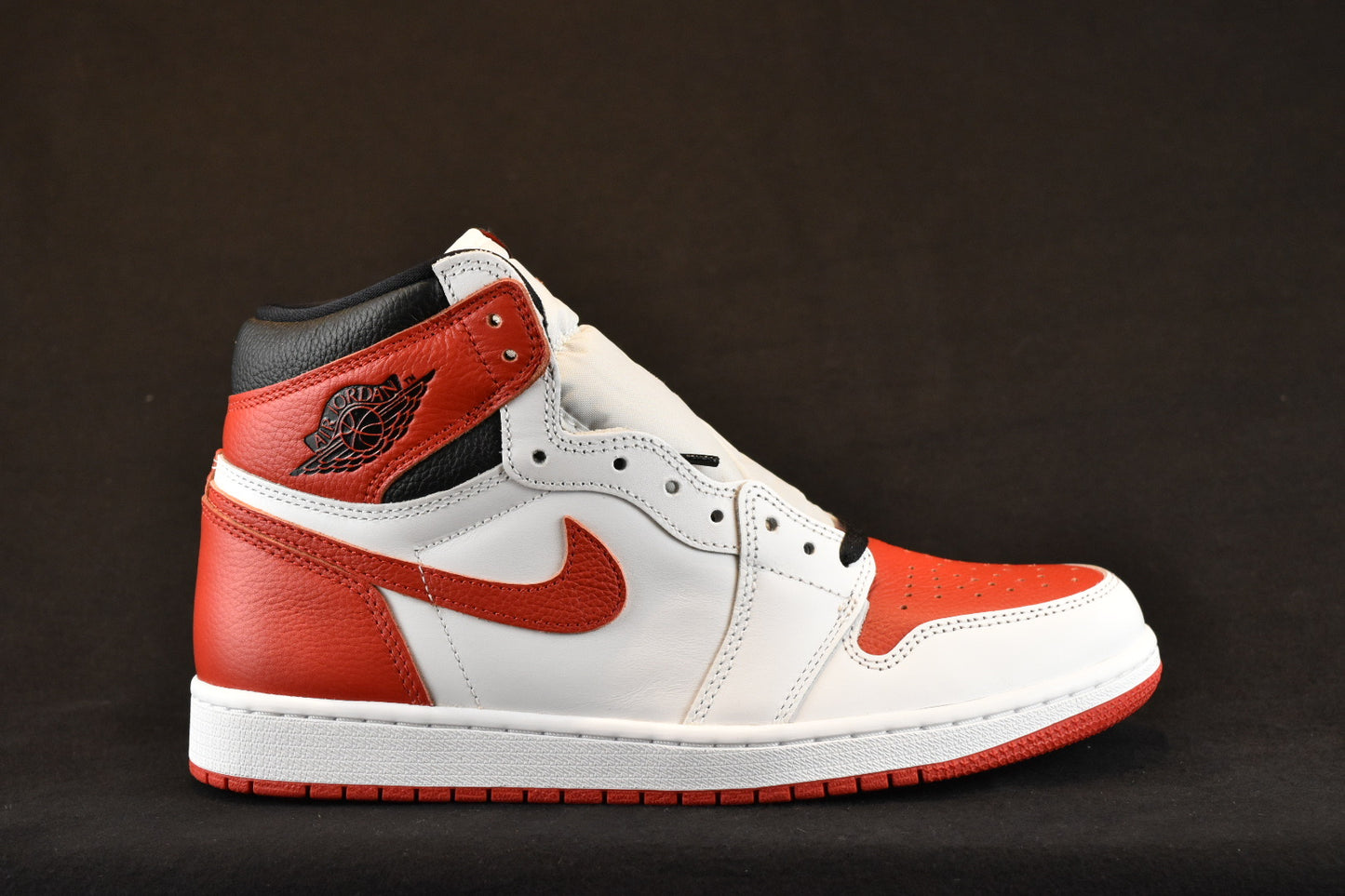 AIR JORDAN 1 RETRO HIGH OG HERITAGE