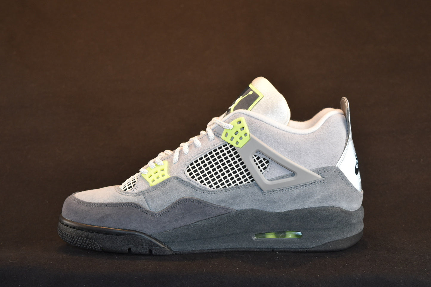 AIR JORDAN 4 RETRO NEON 95