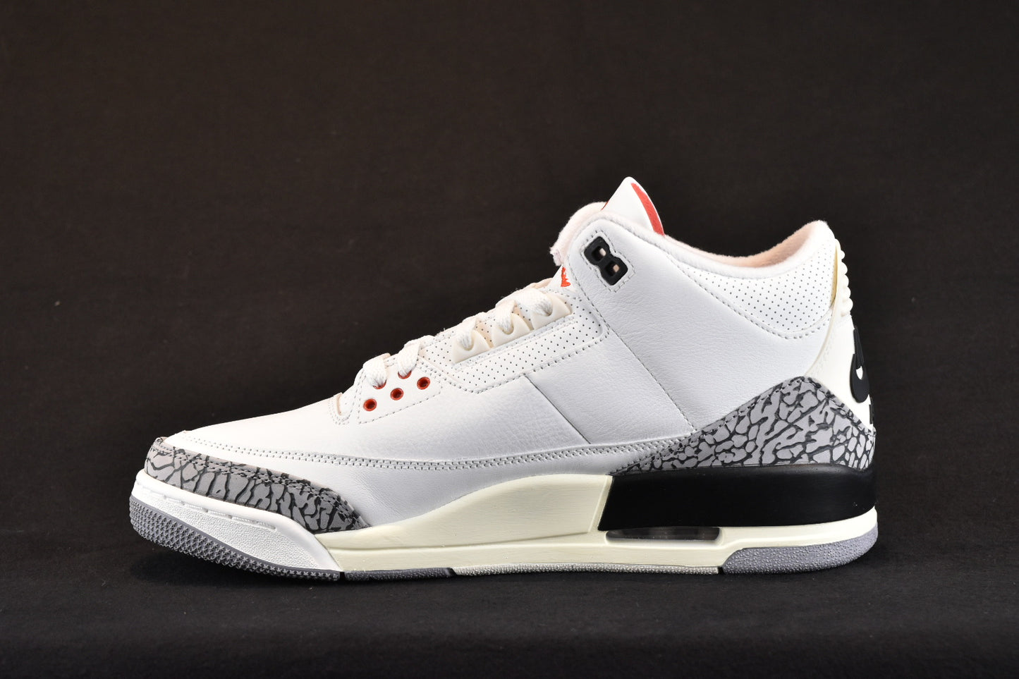 AIR JORDAN 3 RETRO REIMAGINED WHITE CEMENT