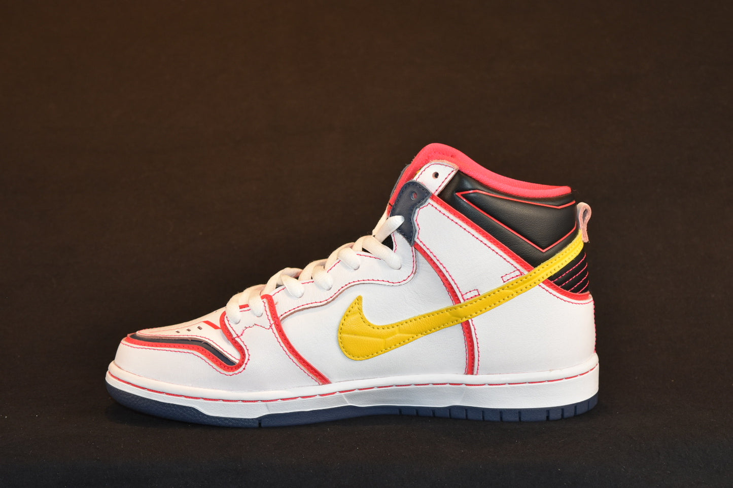NIKE SB DUNK HIGH RX-0 UNICORN GUNDAM