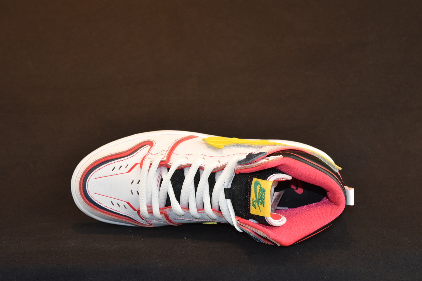 NIKE SB DUNK HIGH RX-0 UNICORN GUNDAM
