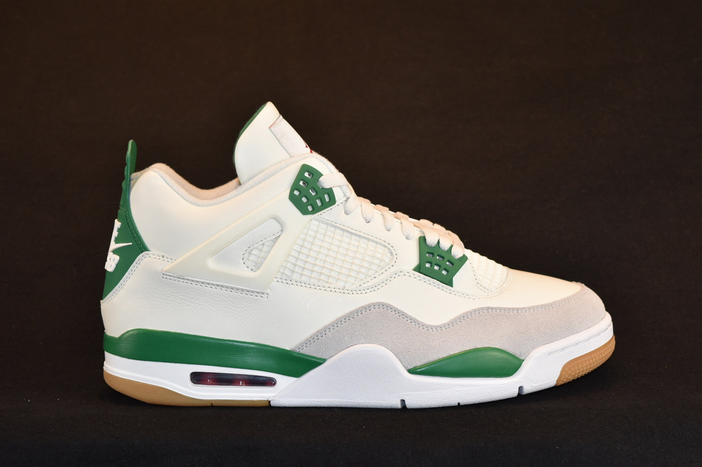 SB AIR JORDAN 4 RETRO PINE GREEN