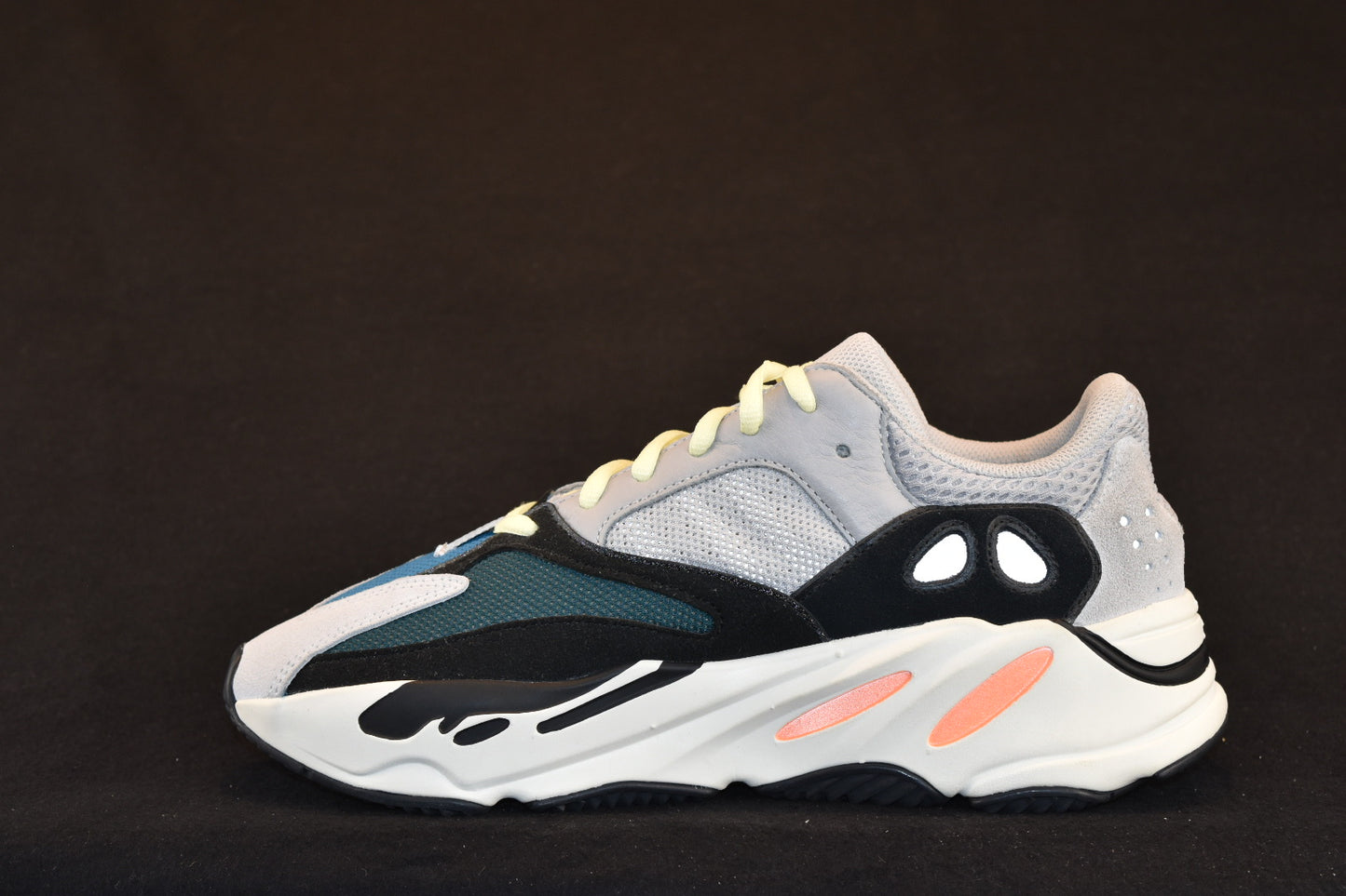 ADIDAS YEEZY 700 WAVE RUNNER