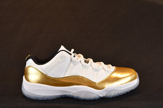 AIR JORDAN 11 RETRO LOW CLOSING CEREMONY 2016