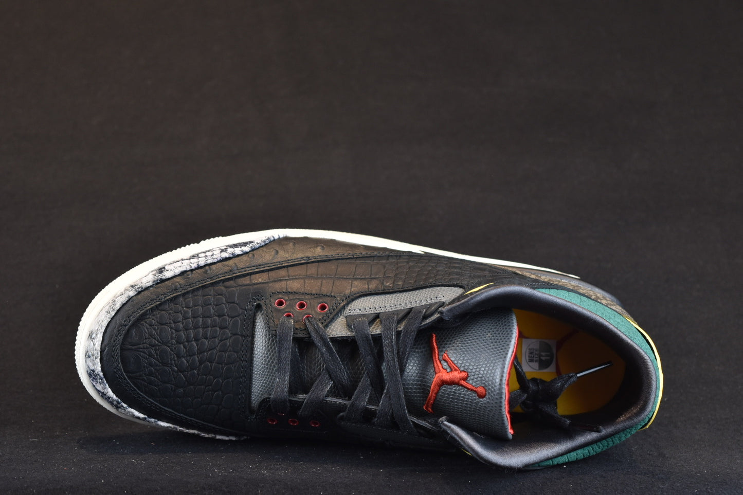 AIR JORDAN 3 RETRO ANIMAL INSTINCT 2.0