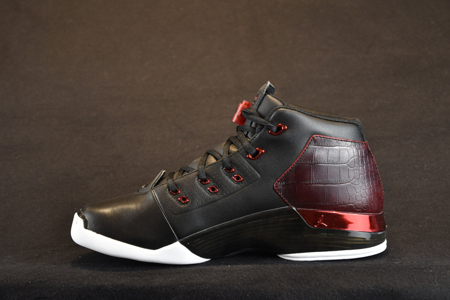 AIR JORDAN 17 RETRO BULLS 2016