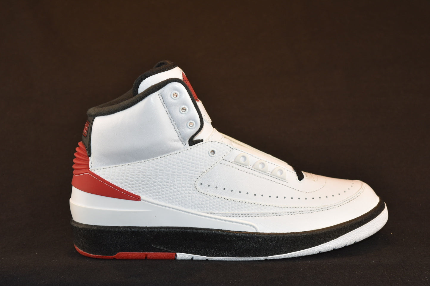 AIR JORDAN 2 RETRO CHICAGO 2022