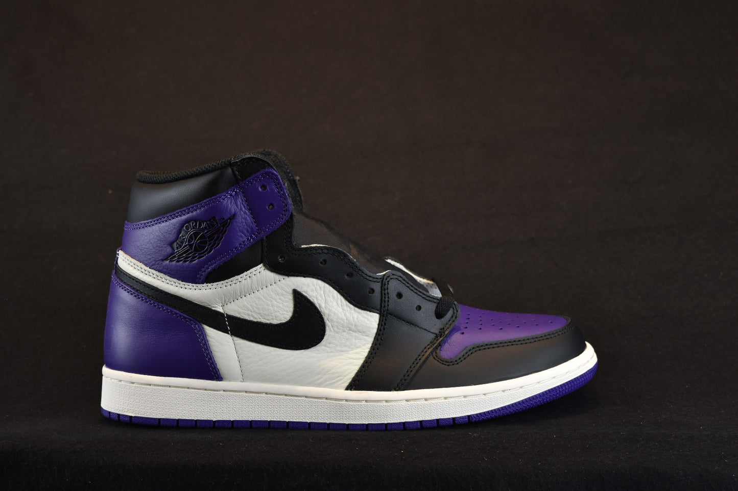 AIR JORDAN 1 RETRO HIGH OG COURT PURPLE 1.0