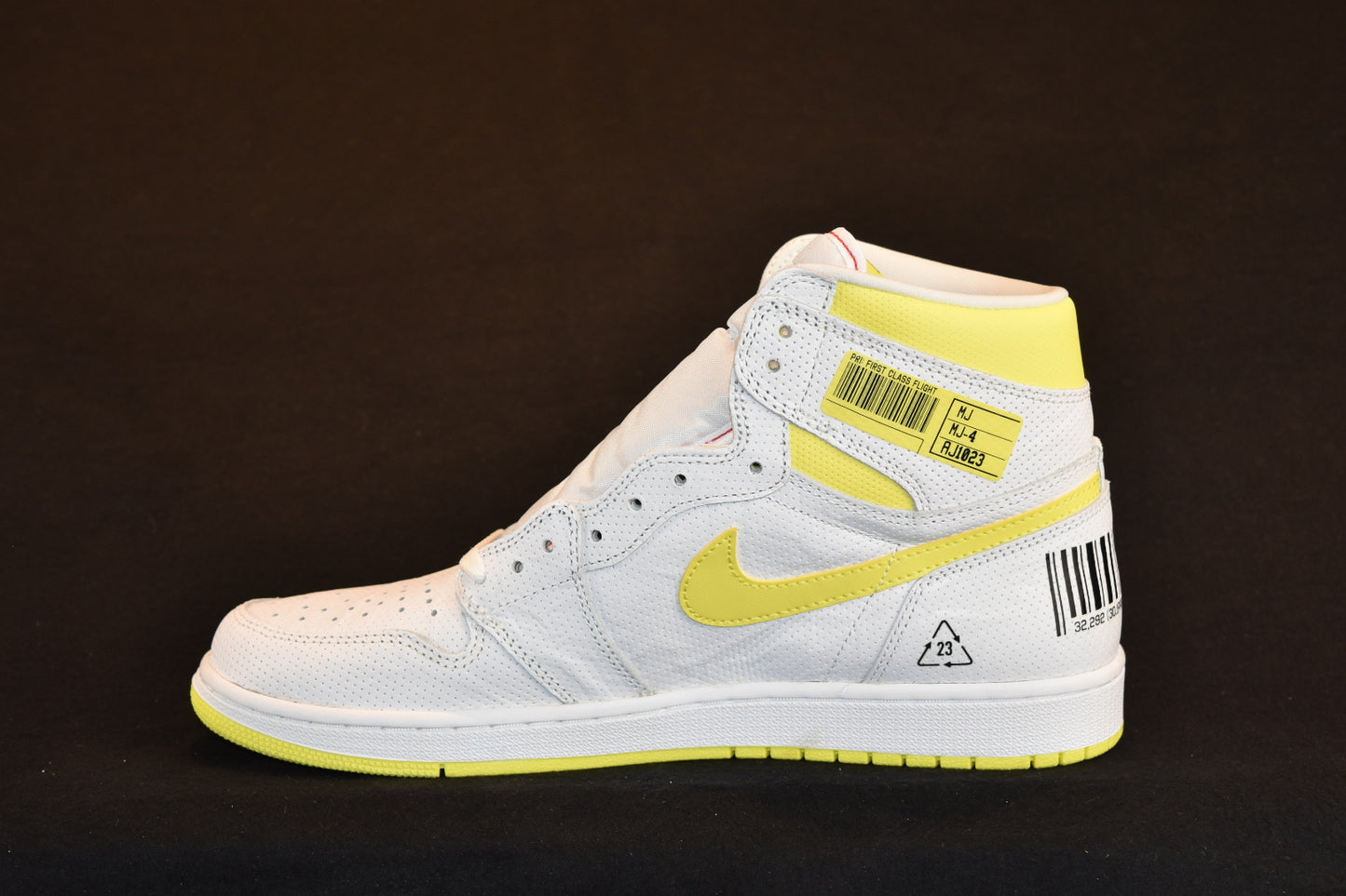 AIR JORDAN 1 RETRO HIGH OG FIRST CLASS FLIGHT