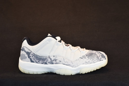 AIR JORDAN 11 RETRO LOW SNAKESKIN LIGHT BONE