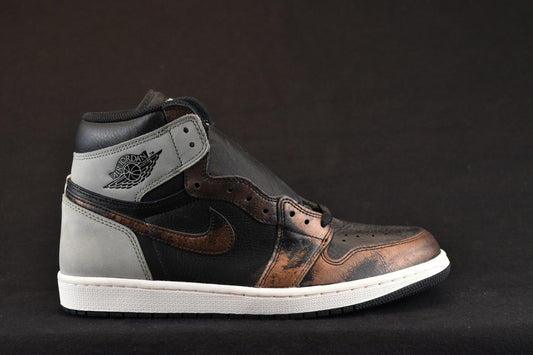 AIR JORDAN 1 RETRO HIGH OG PATINA