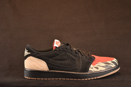 AIR JORDAN 1 RETRO LOW SOLEFLY