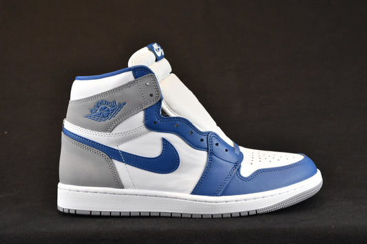AIR JORDAN 1 RETRO HIGH OG TRUE BLUE